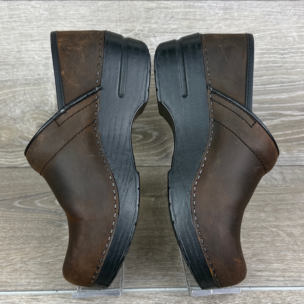 Dansko Professional Oiled Brown Leather Clogs Size 37 (6.5-7) - Picture 9 of 11